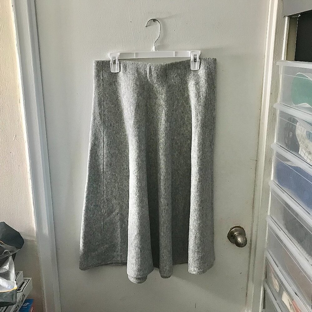 Women's Uniqlo Wool Midi Light Grey Skirt - size XL